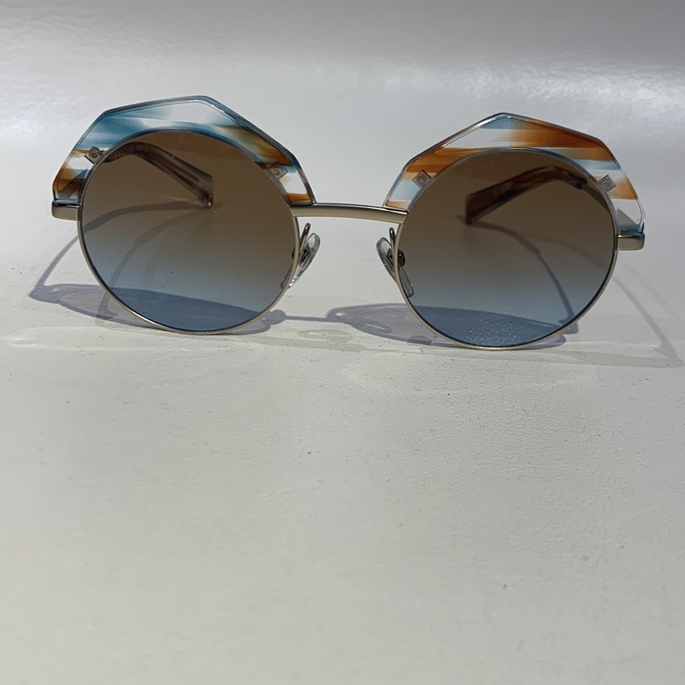 New Women’s Alain Mikli Paris Sunglasses - Picture 5 of 10